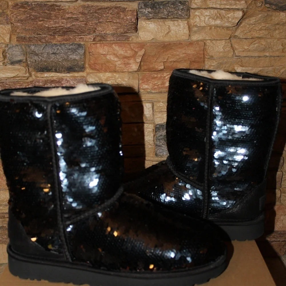 NIB UGG SEQUIN SPARKLE Classic‎ Boots BLACK